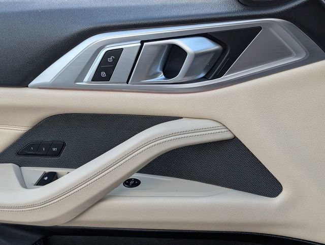 Used 2024 BMW 430i Convertible w/ Premium Package image 23