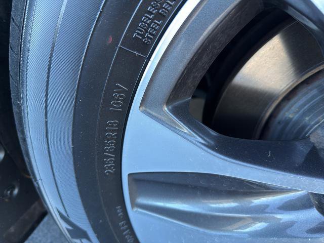 Used 2022 Toyota Highlander XLE image 11