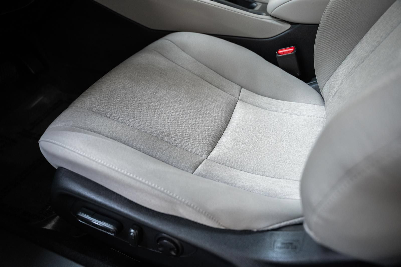 Used 2024 Honda Accord EX image 26