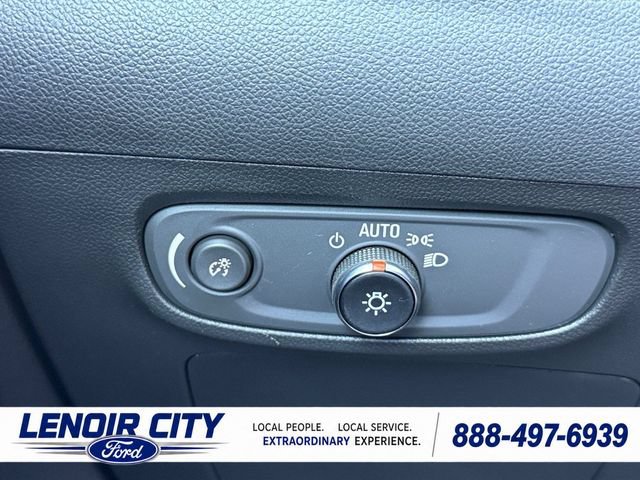 Used 2024 Buick Encore GX Sport Touring w/ Comfort Package FWD image 19
