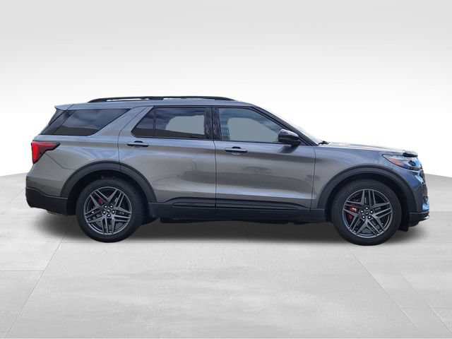 Certified 2025 Ford Explorer ST w/ Sun And Sound Package AWD/4WD image 10