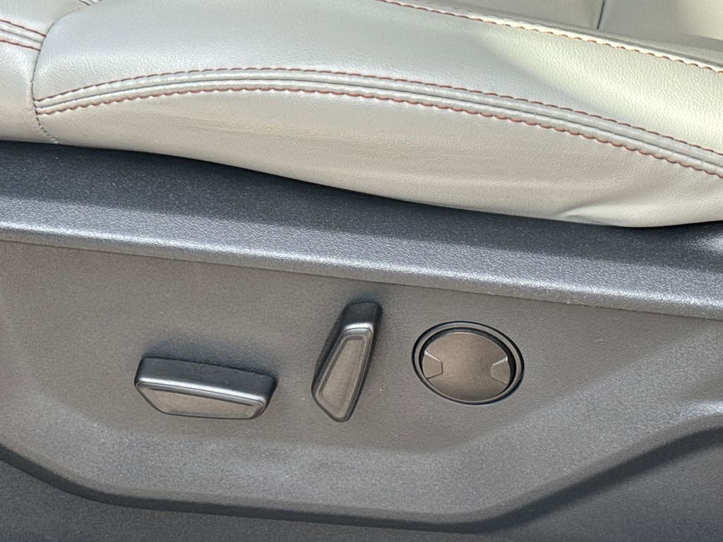 Certified 2025 Ford Expedition Active image 27