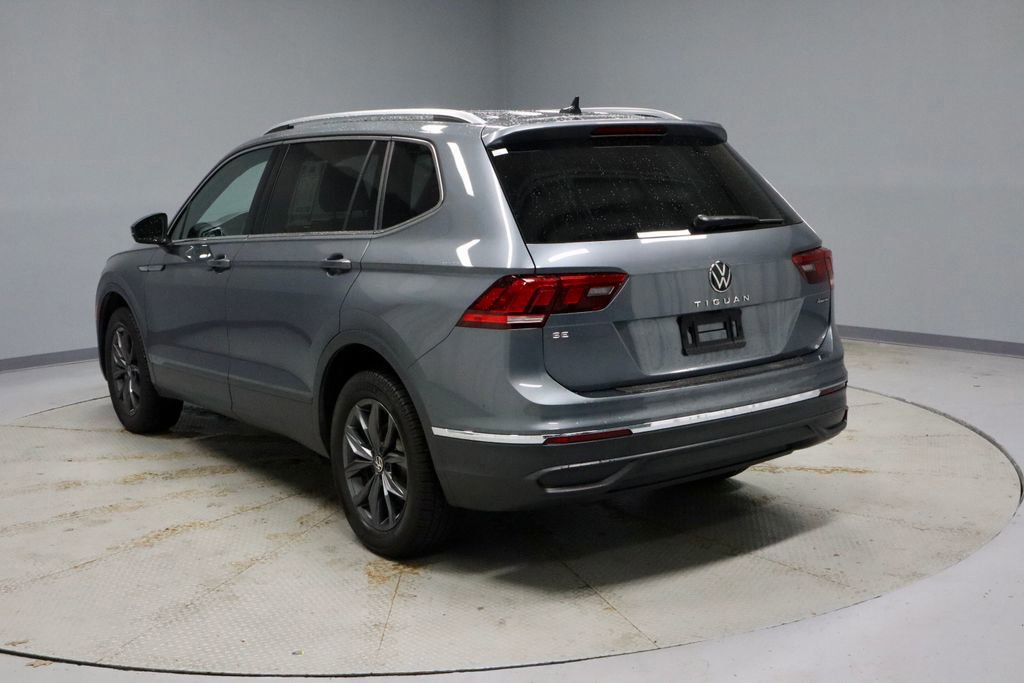 Used 2022 Volkswagen Tiguan SE image 3