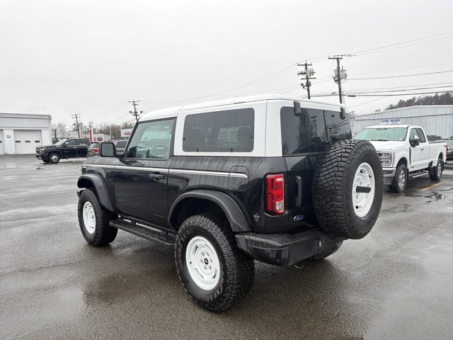 Certified 2024 Ford Bronco Heritage Edition AWD/4WD image 3