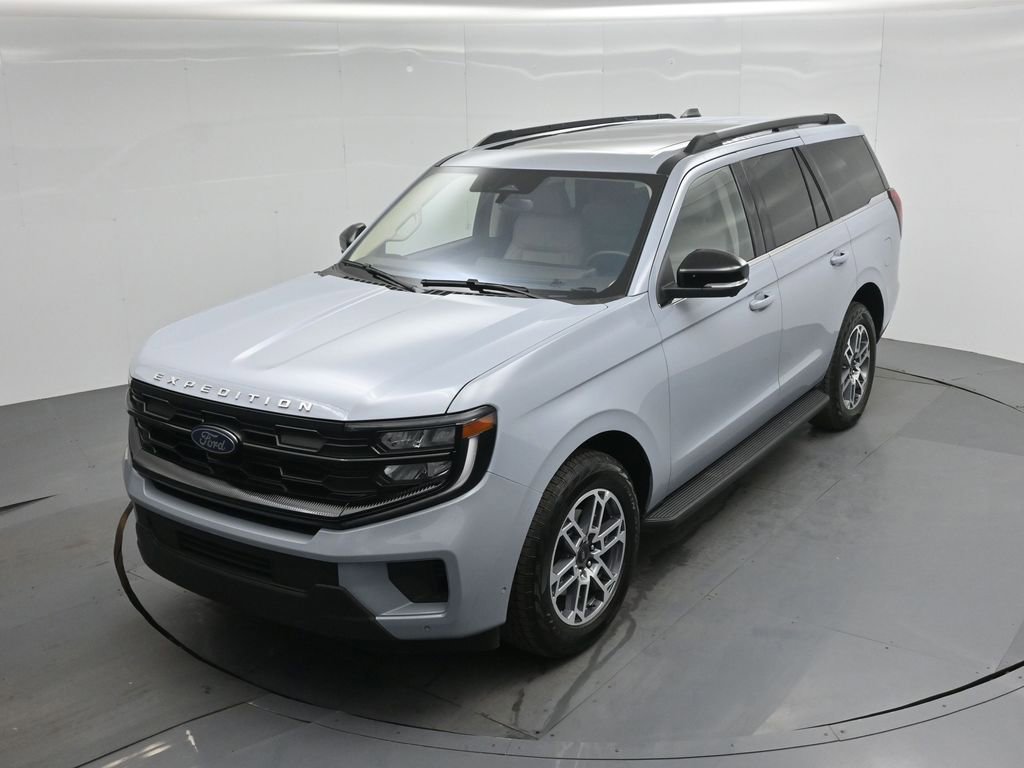 Certified 2025 Ford Expedition Active AWD/4WD image 37