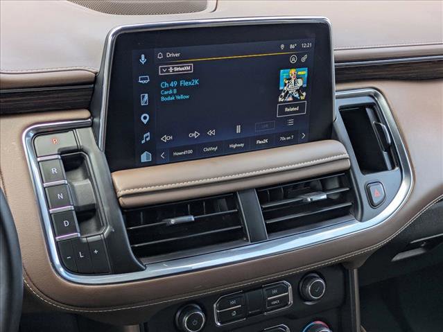 Used 2024 Chevrolet Suburban High Country RWD image 15