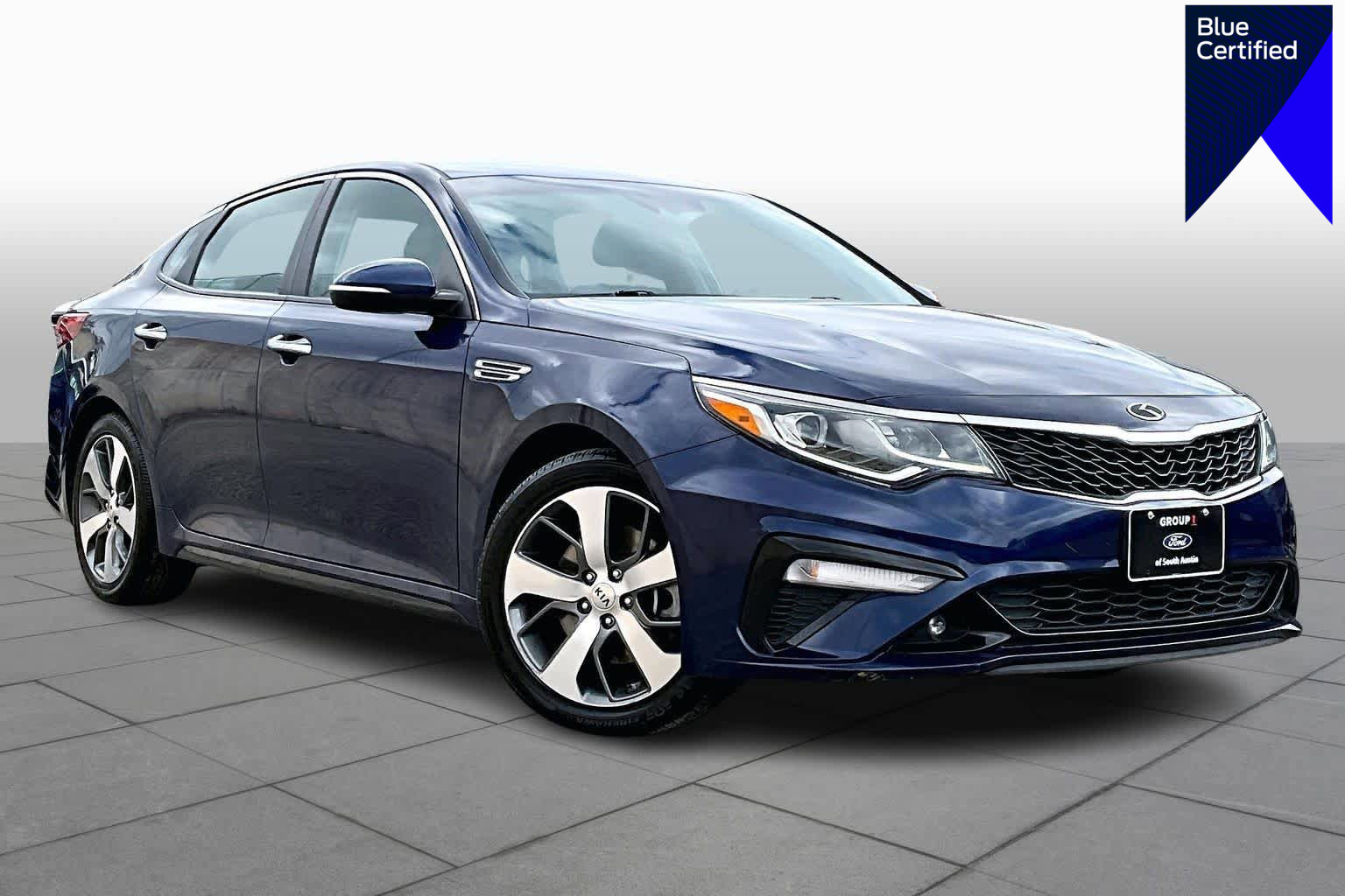 Used 2019 Kia Optima S image 1