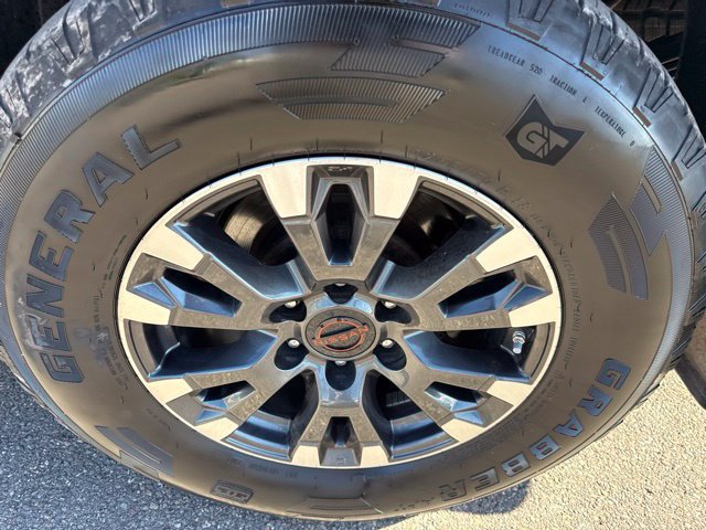 Used 2024 Nissan Titan PRO-4X w/ Pro-4x Convenience Package AWD/4WD image 11