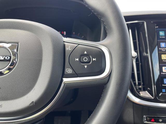 Used 2025 Volvo S60 B5 Core image 14