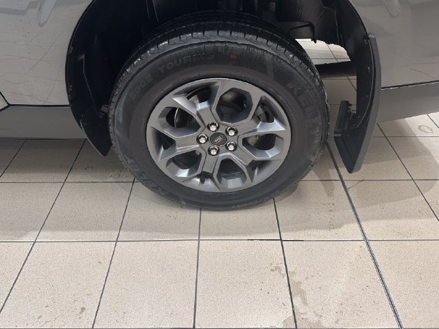 Certified 2025 Ford Maverick XLT w/ XLT Luxury Package AWD/4WD image 24
