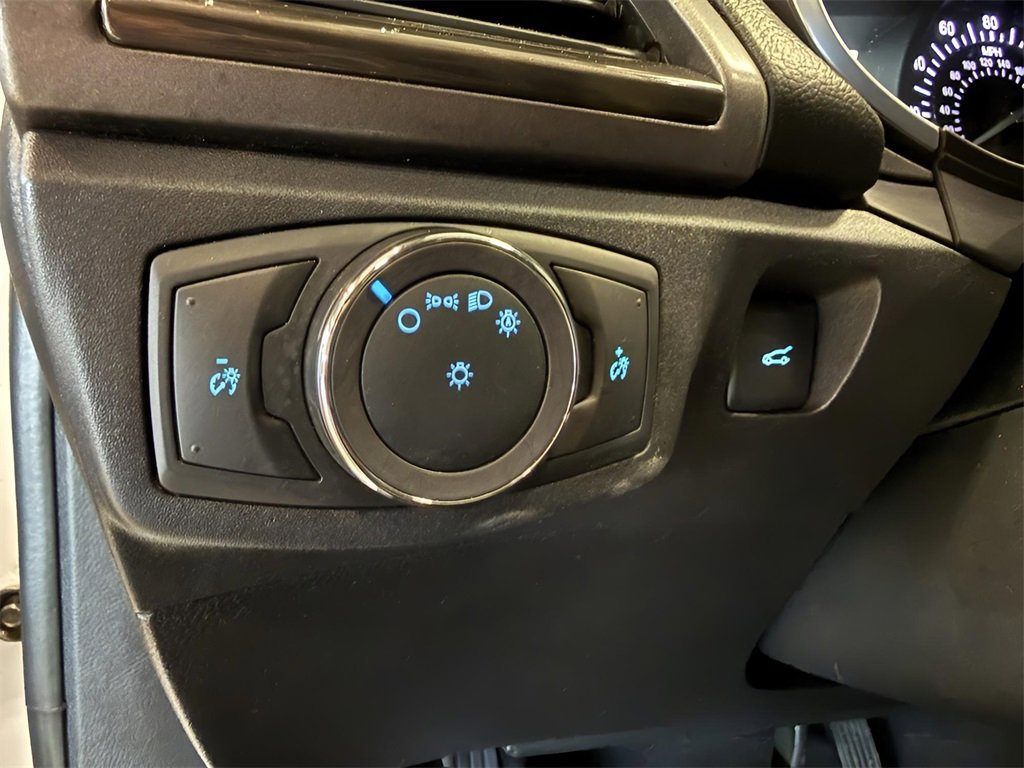 Certified 2019 Ford Fusion SEL image 17