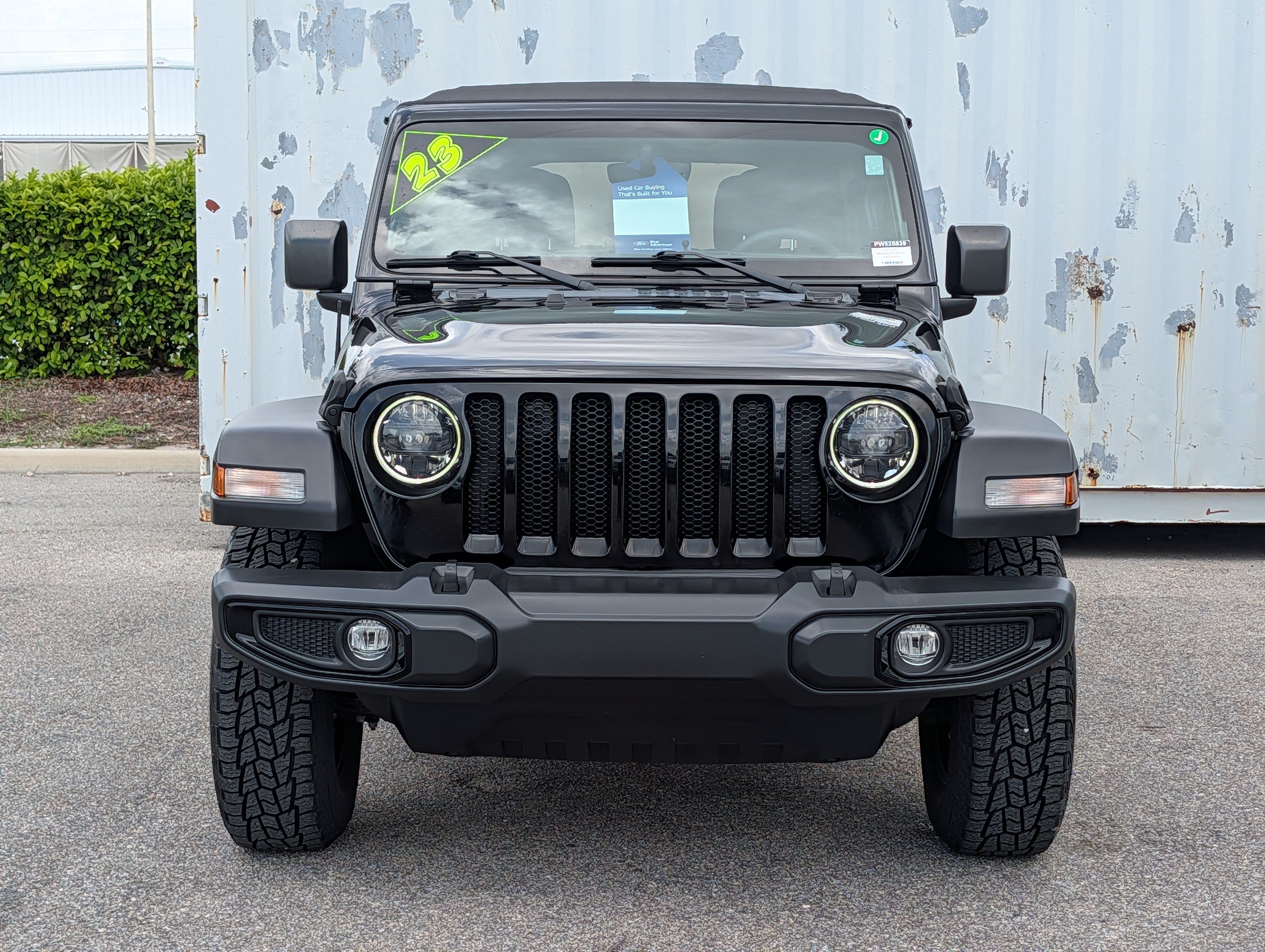 Used 2023 Jeep Wrangler Unlimited Sport AWD/4WD image 9