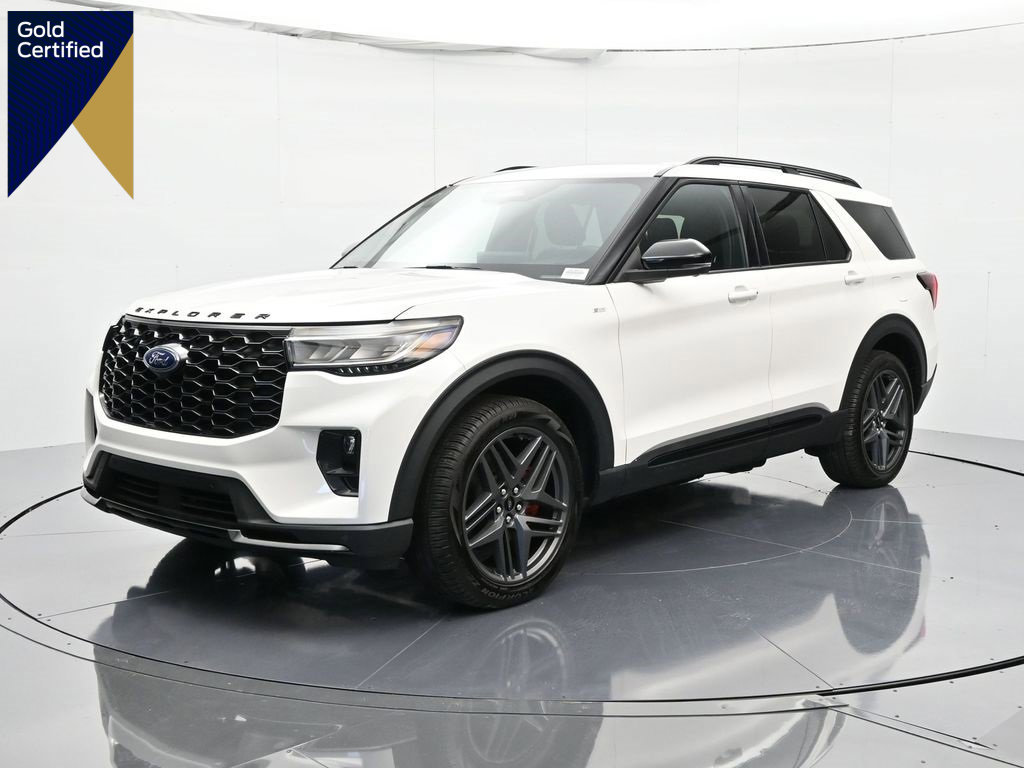 Certified 2025 Ford Explorer ST-Line w/ Premium Package image 1