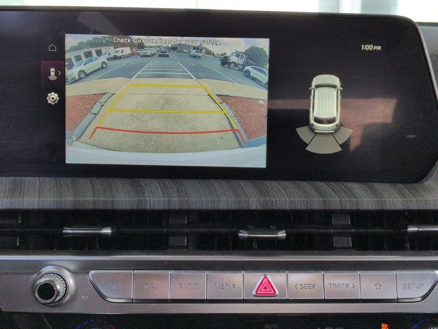 Used 2024 Kia Telluride EX w/ EX Captain's Chair Package FWD image 24