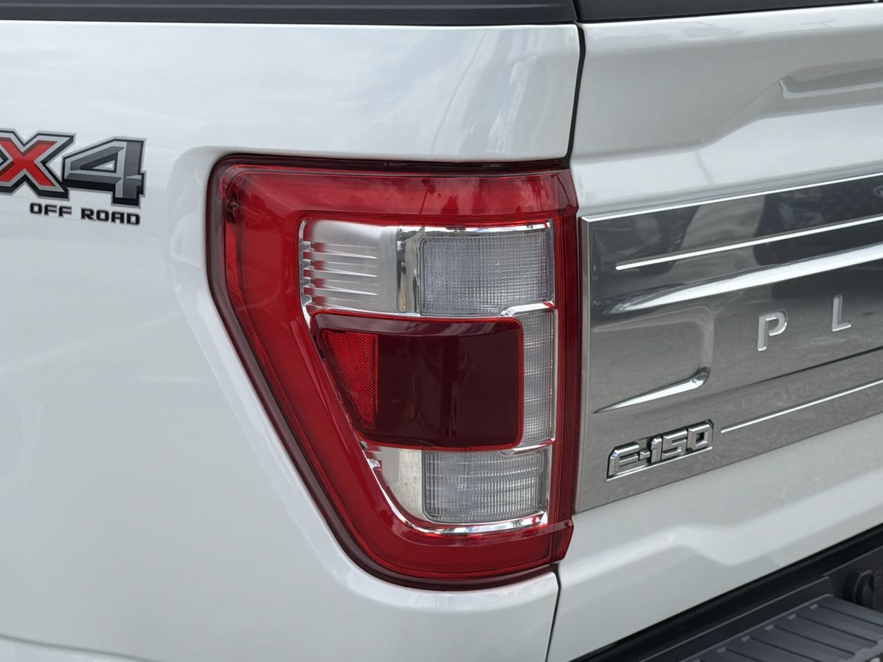 Certified 2023 Ford F150 Platinum w/ Equipment Group 701A High AWD/4WD image 7