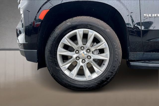 Used 2024 Chevrolet Suburban Premier image 8