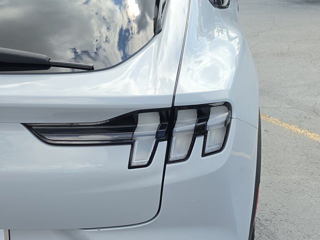 Certified 2021 Ford Mustang Mach-E Select RWD image 7