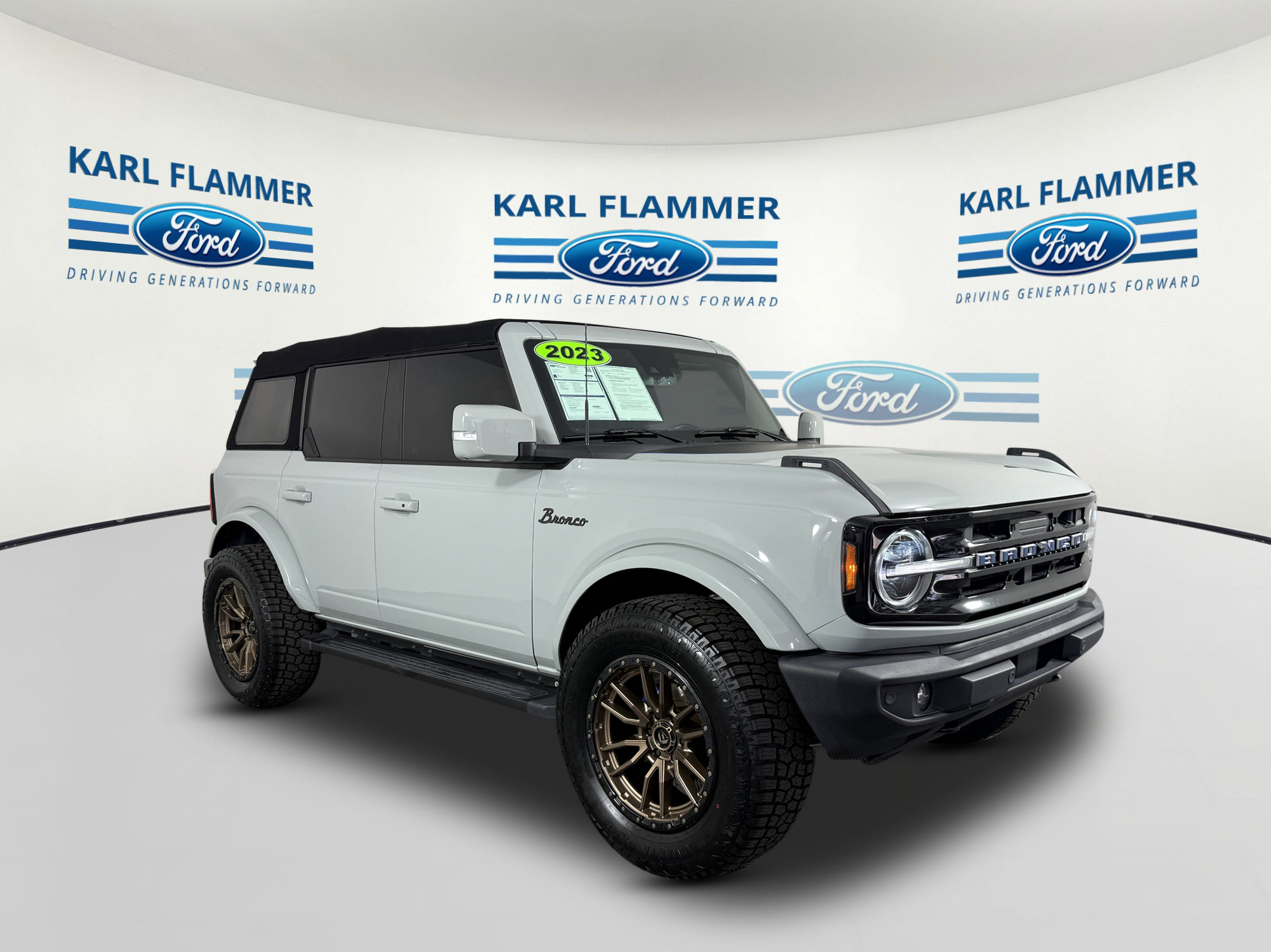 Certified 2023 Ford Bronco Outer Banks