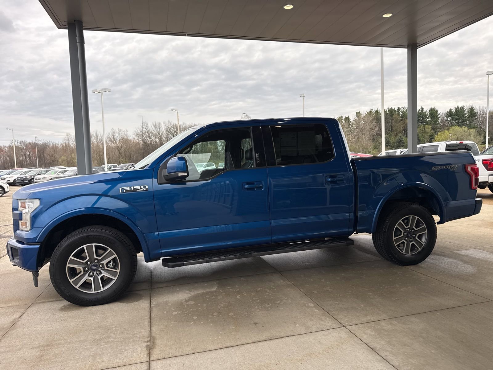 Certified 2017 Ford F150 Lariat w/ Equipment Group 502A Luxury image 7