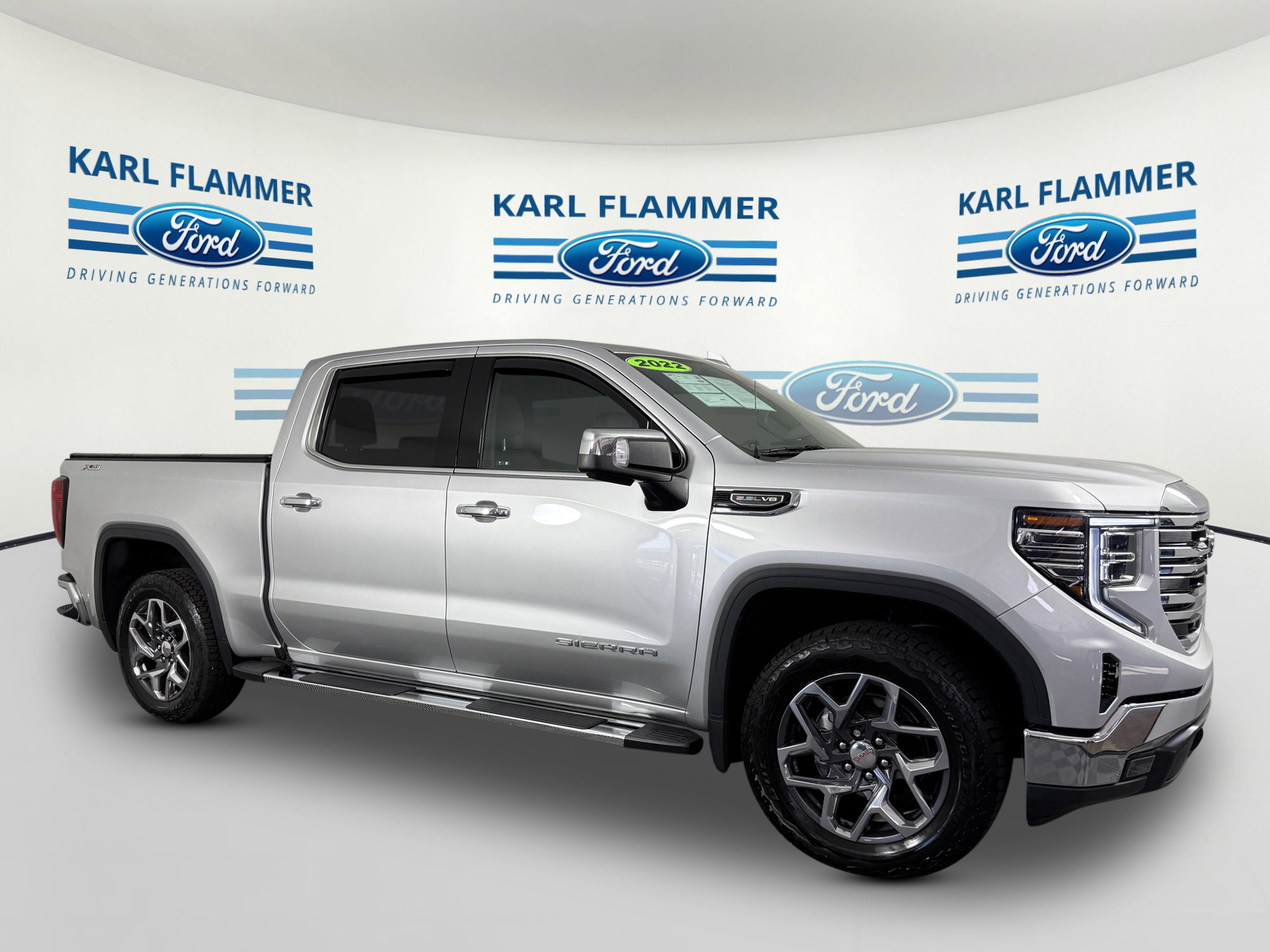 Used 2022 GMC Sierra 1500 SLT w/ SLT Premium Package