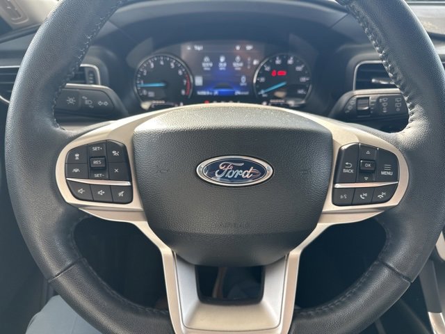 Certified 2023 Ford Explorer XLT w/ Equipment Group 202A image 19