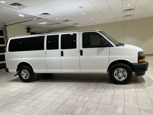 Used 2023 Chevrolet Express 3500 LS RWD image 6