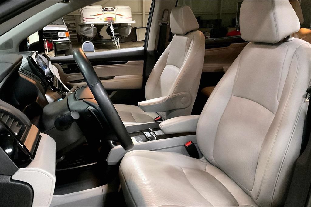 Used 2018 Honda Odyssey Elite image 24