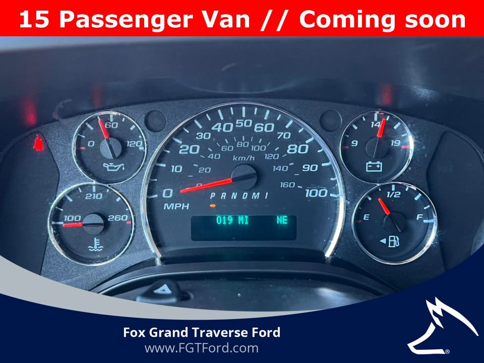 Used 2025 Chevrolet Express 3500 LT w/ LT Preferred Equipment Group image 17