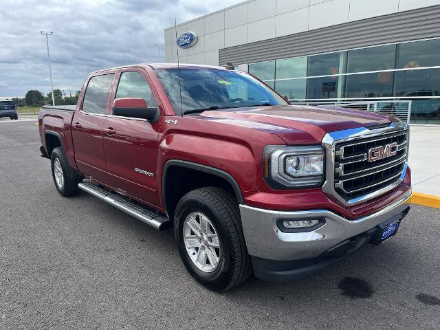 Used 2018 GMC Sierra 1500 SLE w/ SLE Value Package AWD/4WD image 3