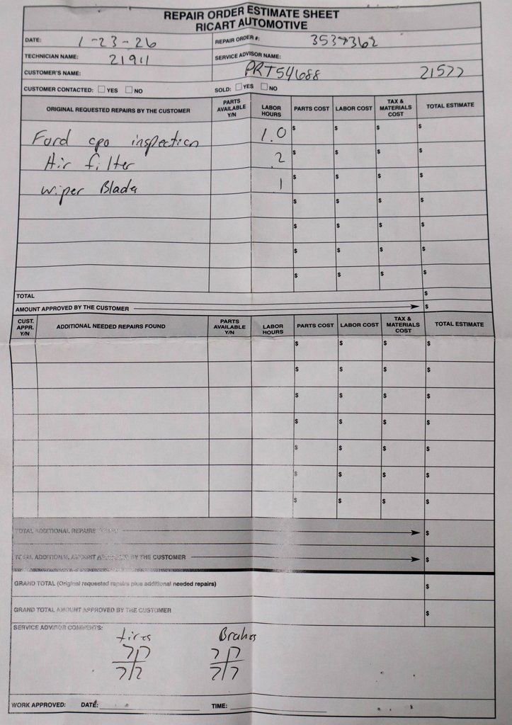 Used 2025 GMC Acadia Elevation image 12