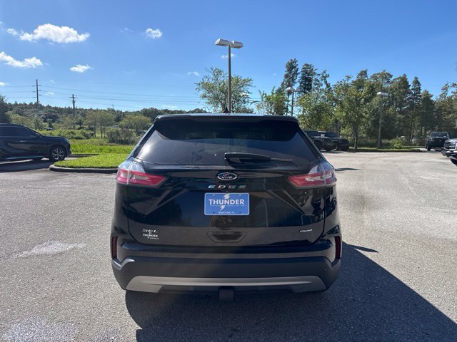 Certified 2024 Ford Edge SEL w/ Convenience Package AWD/4WD image 5