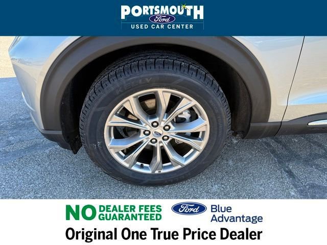 Certified 2022 Ford Explorer XLT w/ Equipment Group 202A image 38