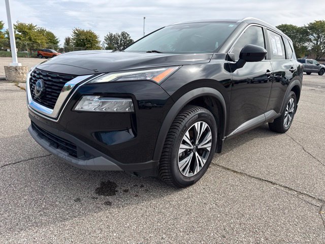 Used 2023 Nissan Rogue SV w/ SV Premium B Package AWD/4WD image 3
