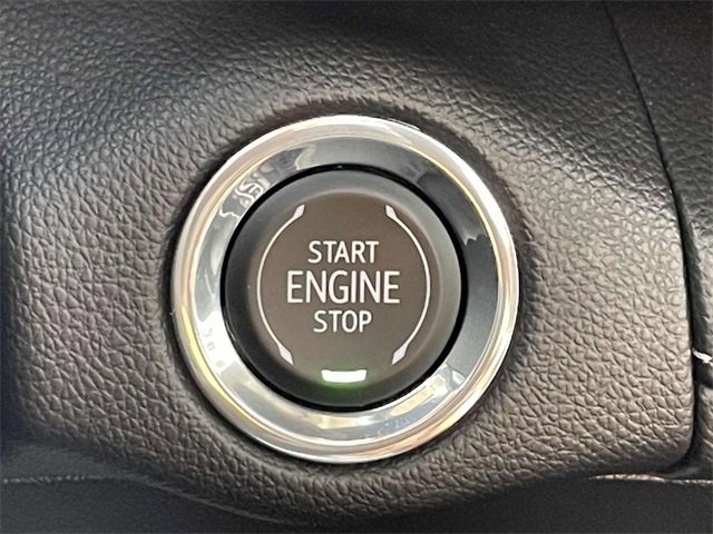 Used 2022 Buick Envision Avenir w/ Technology Package II image 26