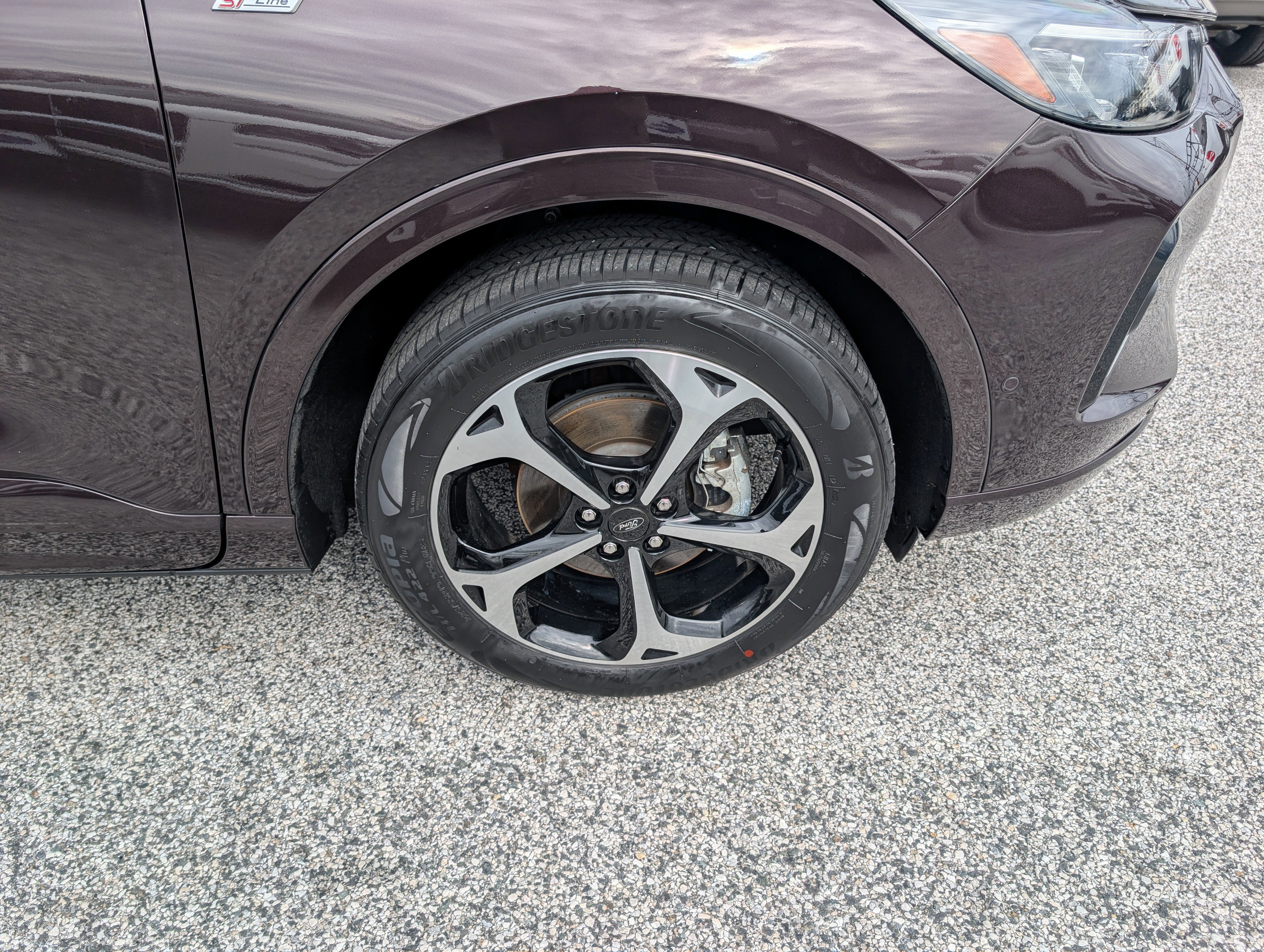 Certified 2023 Ford Escape ST-Line Elite w/ Premium Technology Package image 11