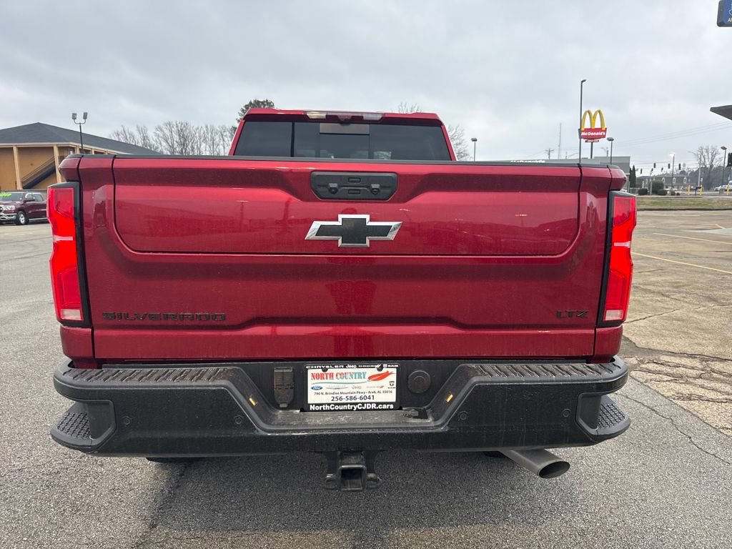 Used 2025 Chevrolet Silverado 2500 LTZ w/ LTZ Plus Package image 5