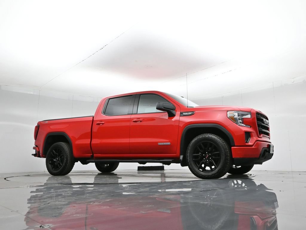 Used 2022 GMC Sierra 1500 Elevation image 2