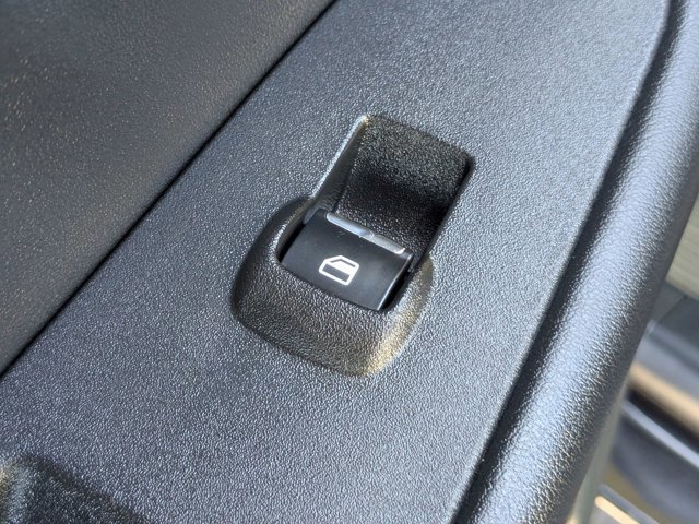 Certified 2023 Ford Edge SEL w/ Convenience Package image 31