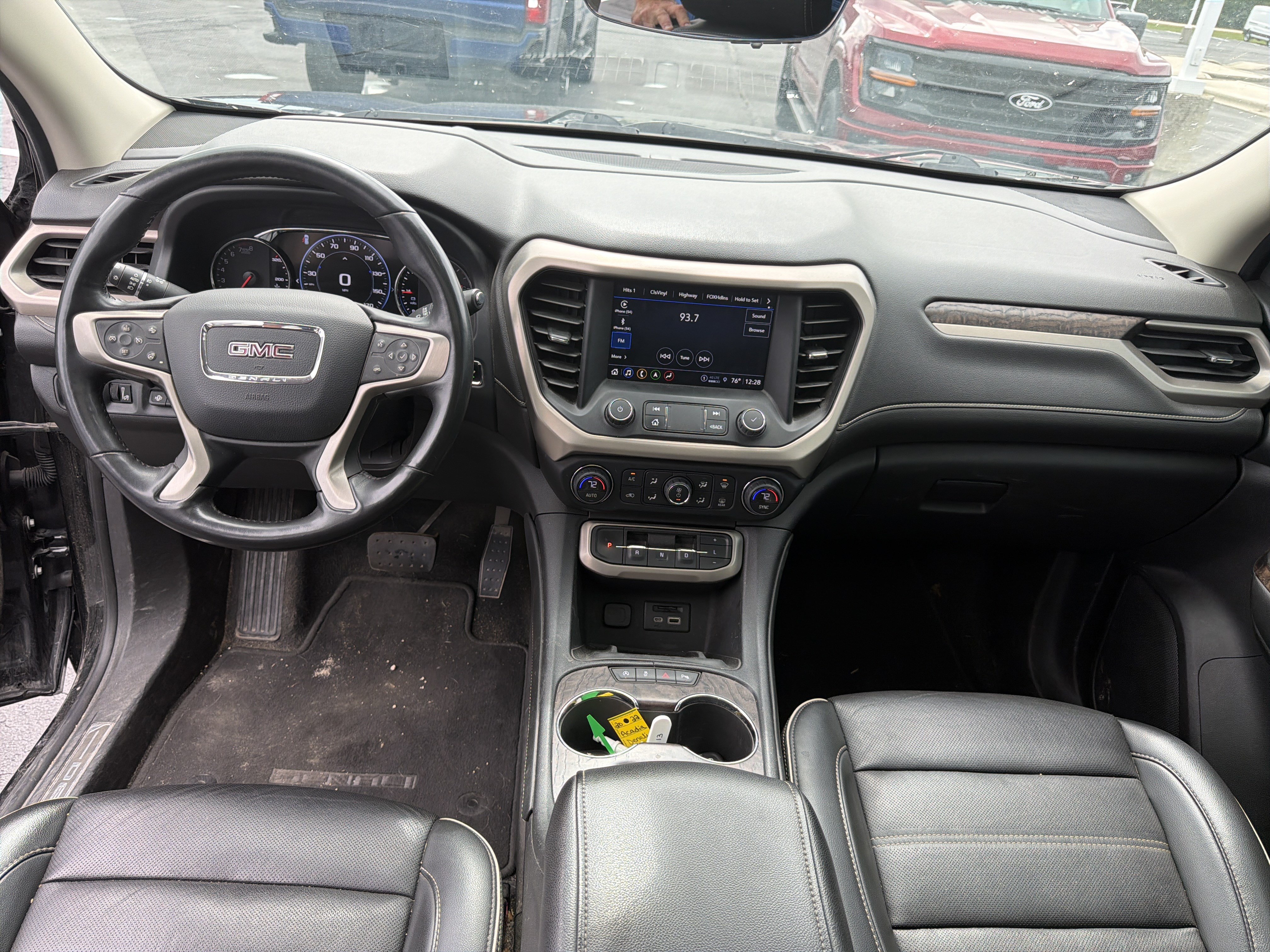 Used 2022 GMC Acadia Denali w/ Denali Ultimate Package AWD/4WD image 14