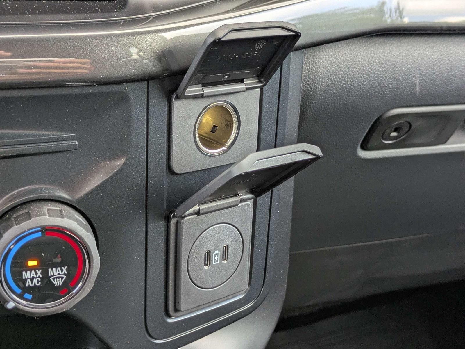 Certified 2025 Ford F150 STX w/ LOBO Package AWD/4WD image 13
