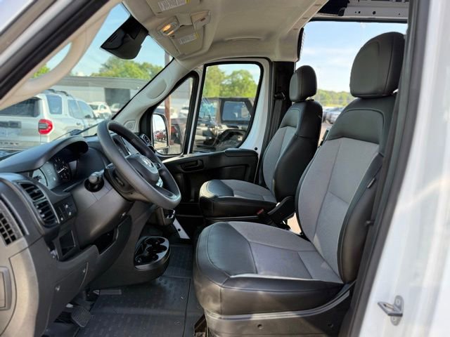 Used 2026 RAM ProMaster 2500 w/ Convenience Group FWD image 15