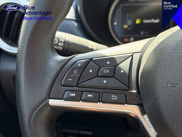 Used 2025 Nissan Versa SV FWD image 21