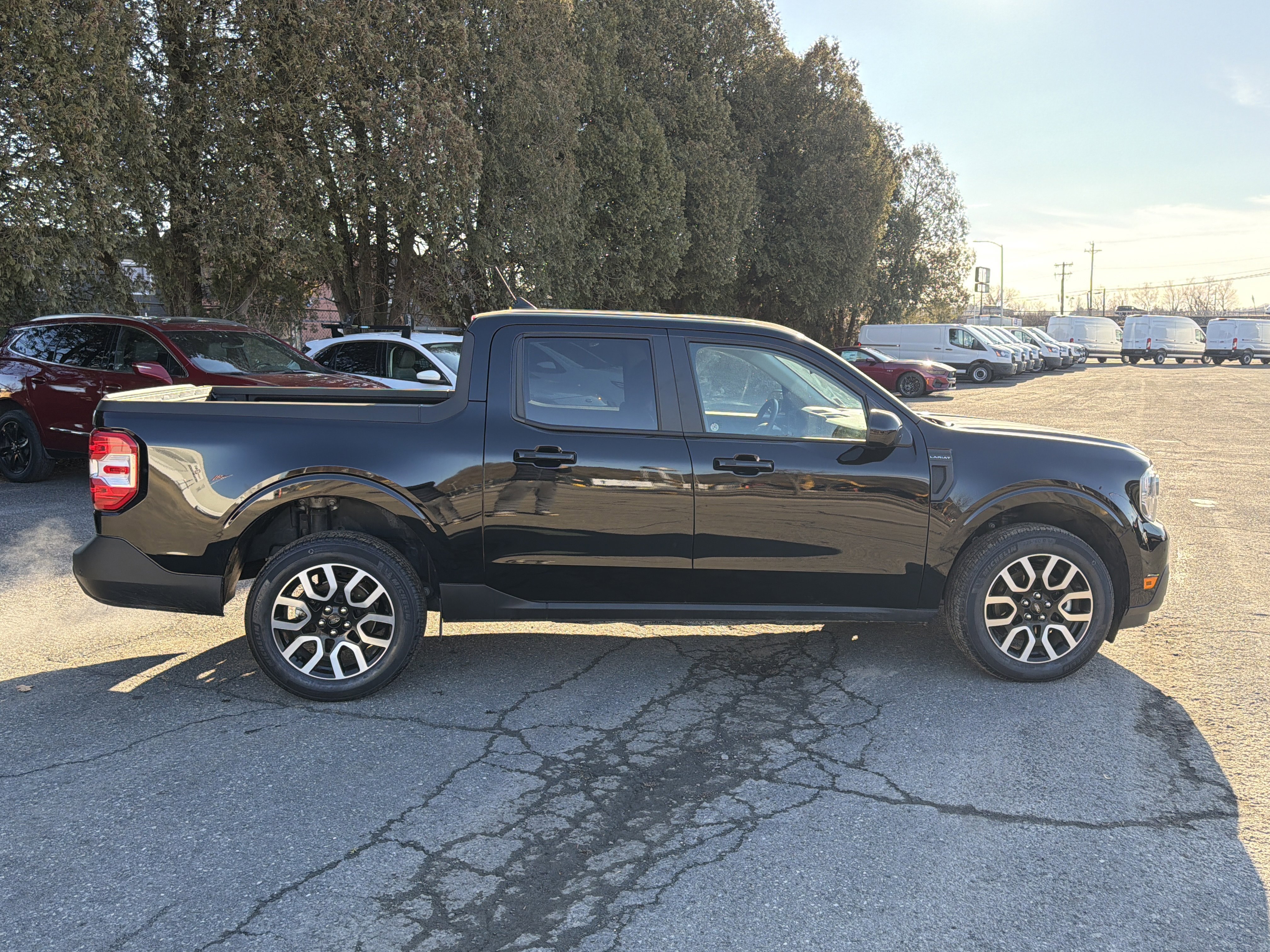 Certified 2024 Ford Maverick Lariat image 4