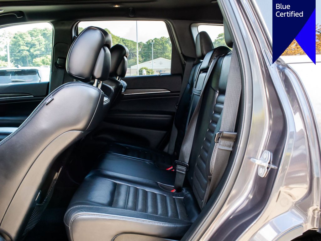 Used 2018 Jeep Grand Cherokee Limited AWD/4WD image 17