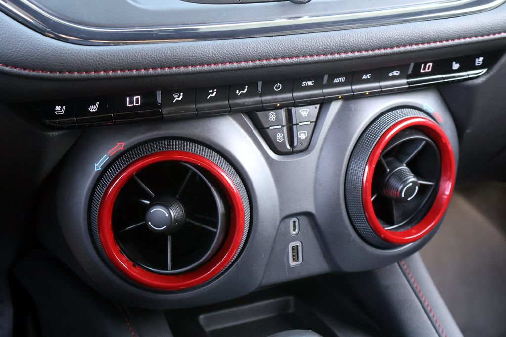 Used 2020 Chevrolet Blazer RS FWD image 35