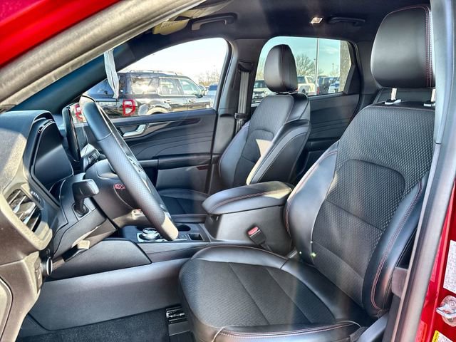 Certified 2026 Ford Escape ST-Line w/ Tech Pack #1 image 17
