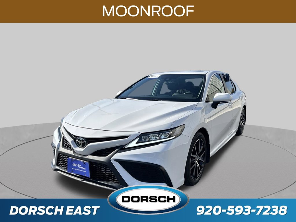 Used 2023 Toyota Camry SE w/ Cold Weather Package AWD/4WD image 1