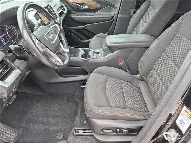 Used 2019 GMC Terrain SLE w/ Driver Convenience Package FWD image 16