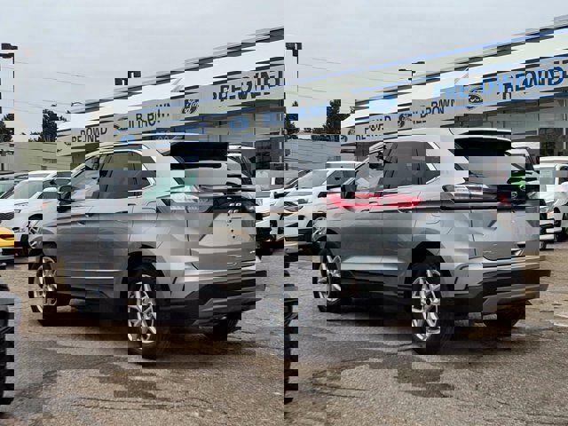 Certified 2023 Ford Edge SEL w/ Convenience Package image 3