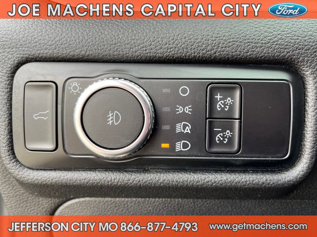 Certified 2023 Ford Explorer XLT w/ Equipment Group 202A image 21